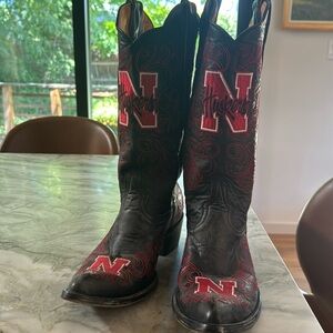Nebraska Gameday Cowboy Boots - size 9